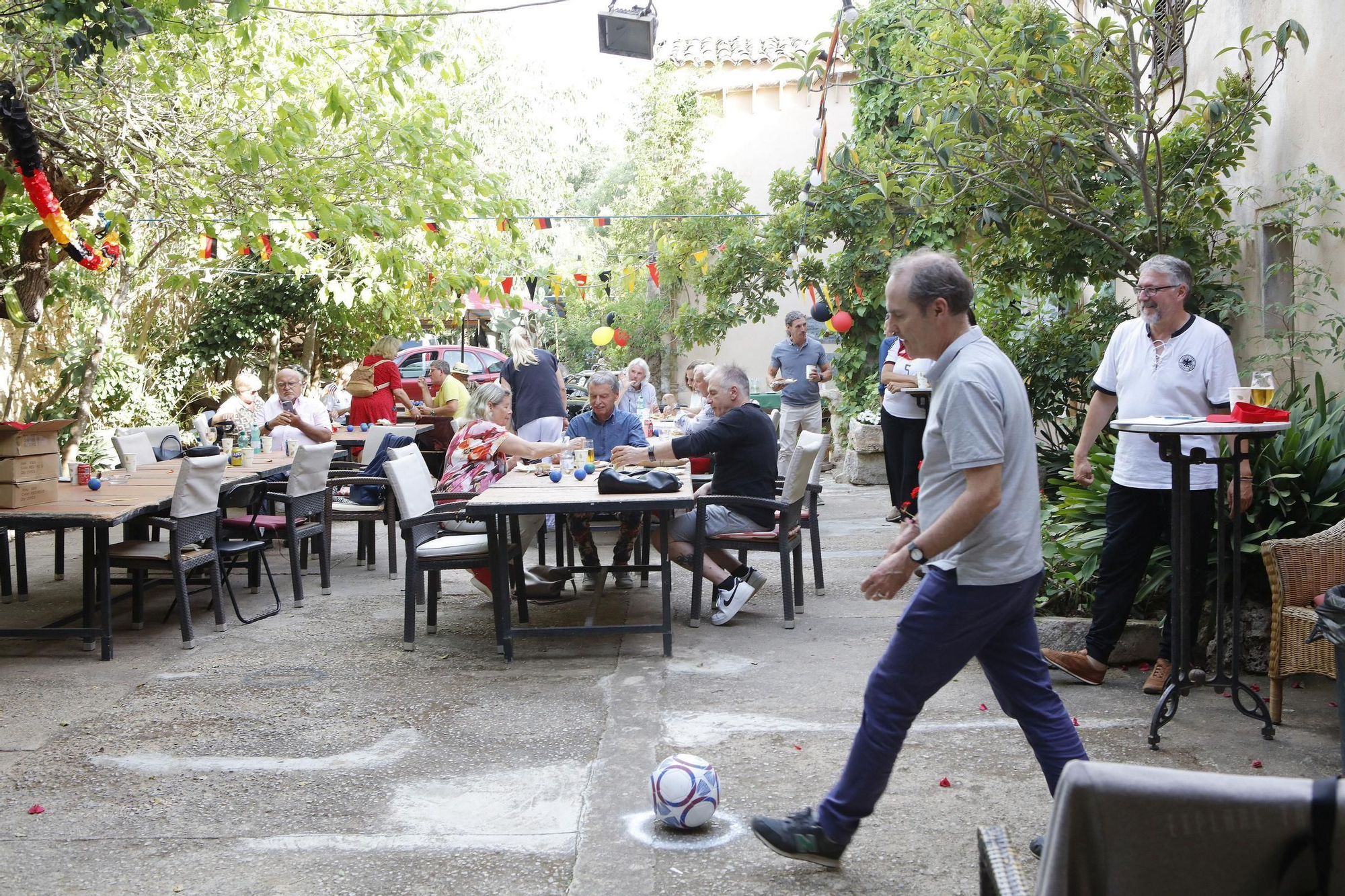 So feierte die deutsche Community auf Mallorca auf der Kulturfinca die EM-Eröffnung