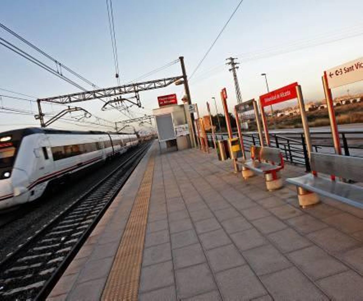 Trenes que pasan de largo