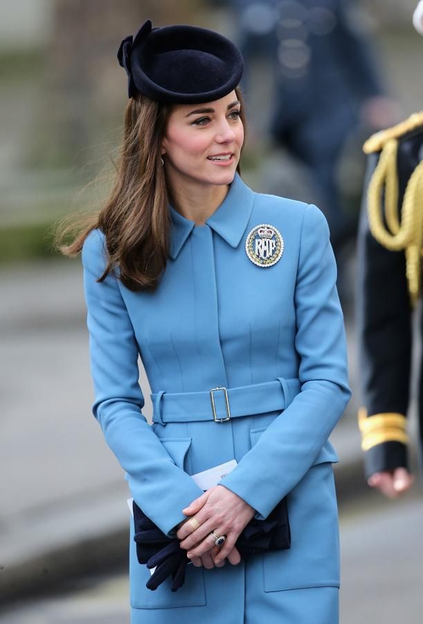 La duquesa de Cambridge con los cadetes del aire