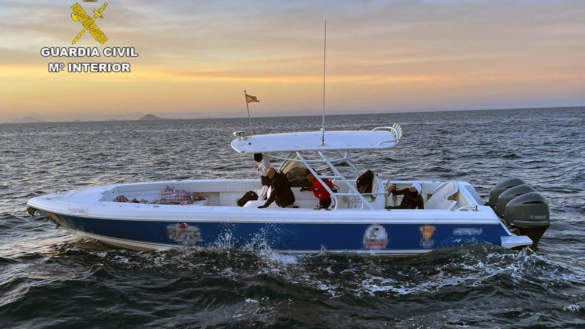 La lancha sustraída en Altea.