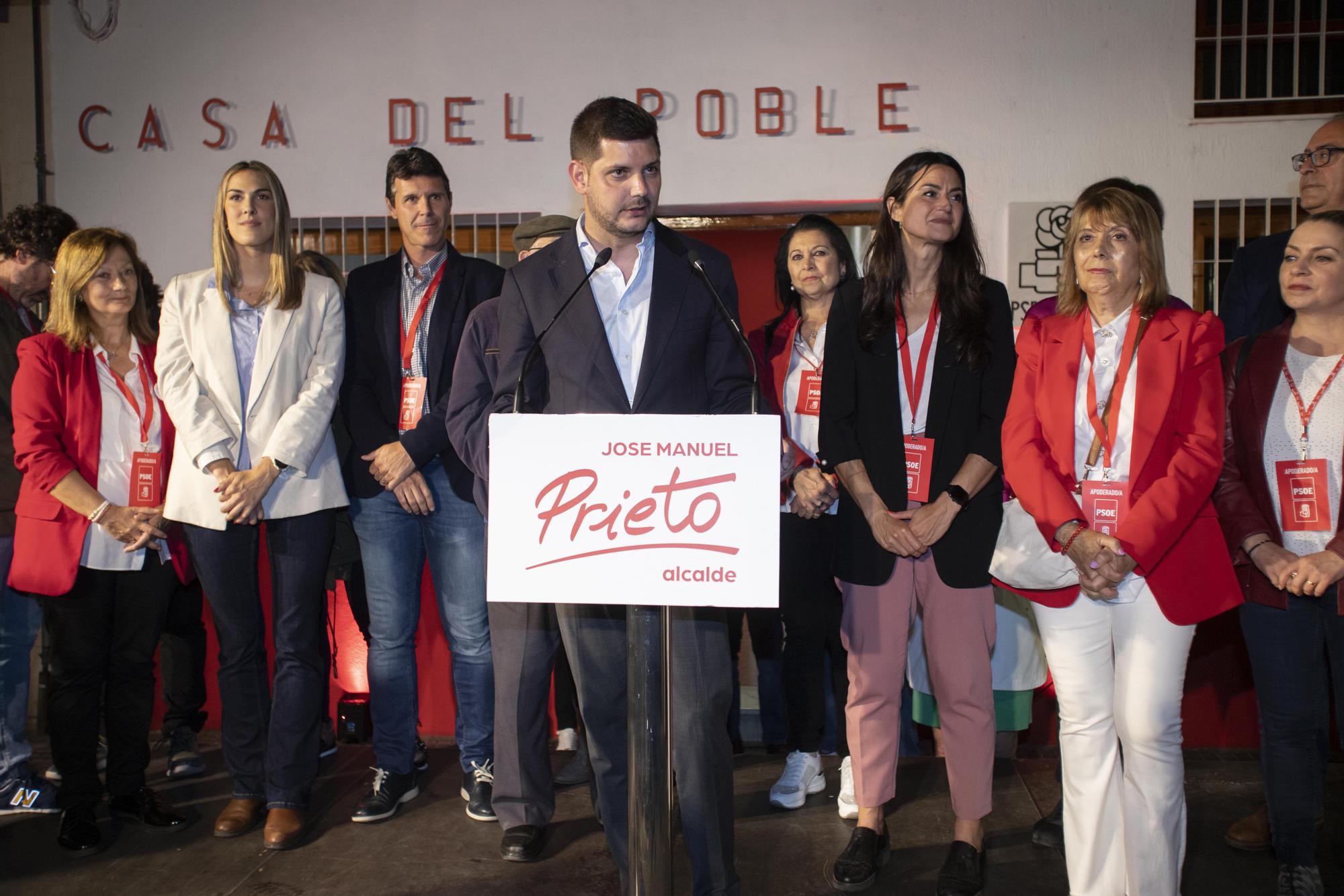 La celebración de la victoria del PSPV-PSOE de Gandia en la Casa del Poble