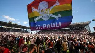 El St. Pauli: el retorno de los Piratas contra el fútbol moderno
