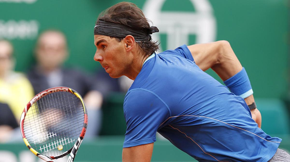 Rafael Nadal, en un moment del partit contra Teimuraz Gabaixvili, en el seu debut a Montecarlo. Rafael Nadal, en un moment del partit contra Teimuraz Gabaixvili, en el seu debut a Montecarlo.