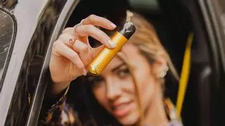 ¿Por qué el Reino Unido prohibirá este año los cigarrillos electrónicos desechables?