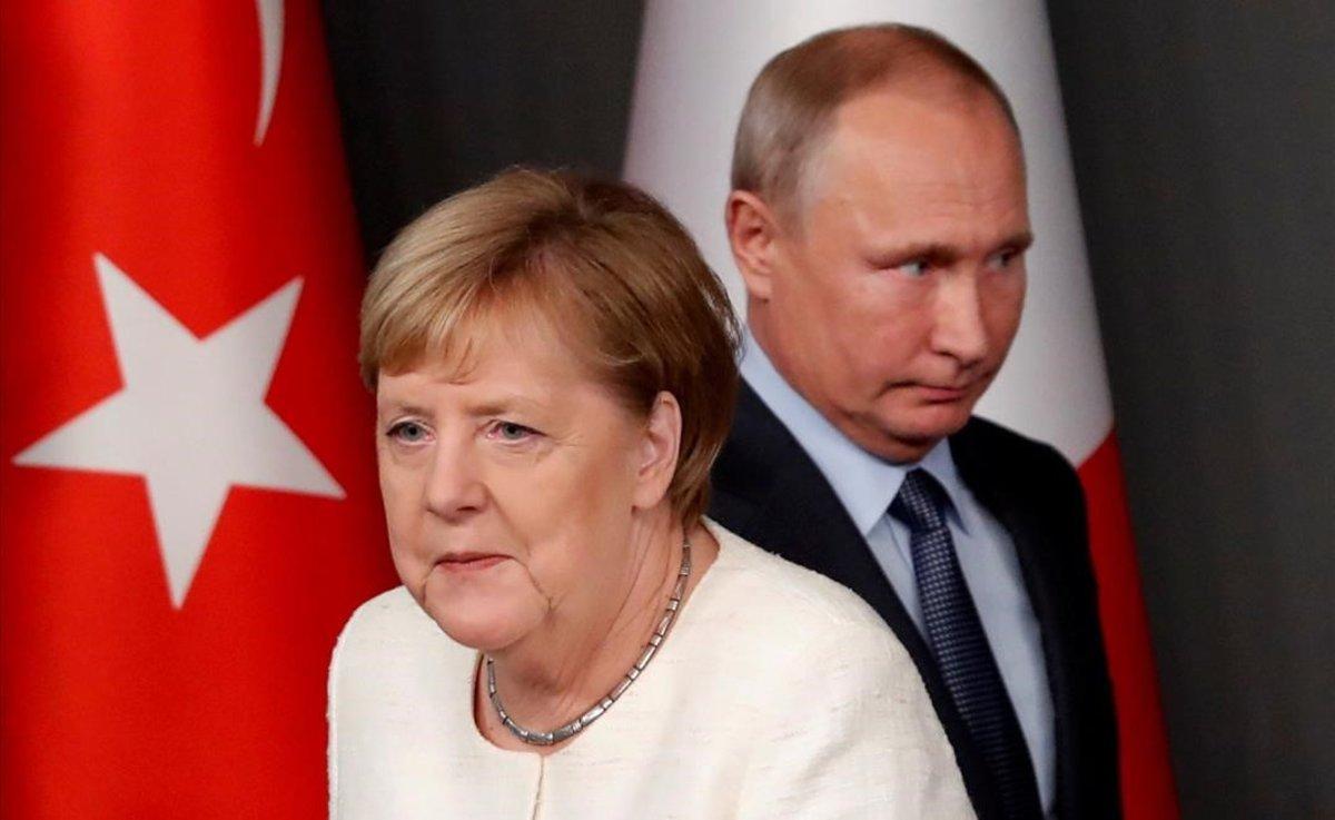 zentauroepp45648441 german chancellor angela merkel and russian president vladim181127104134