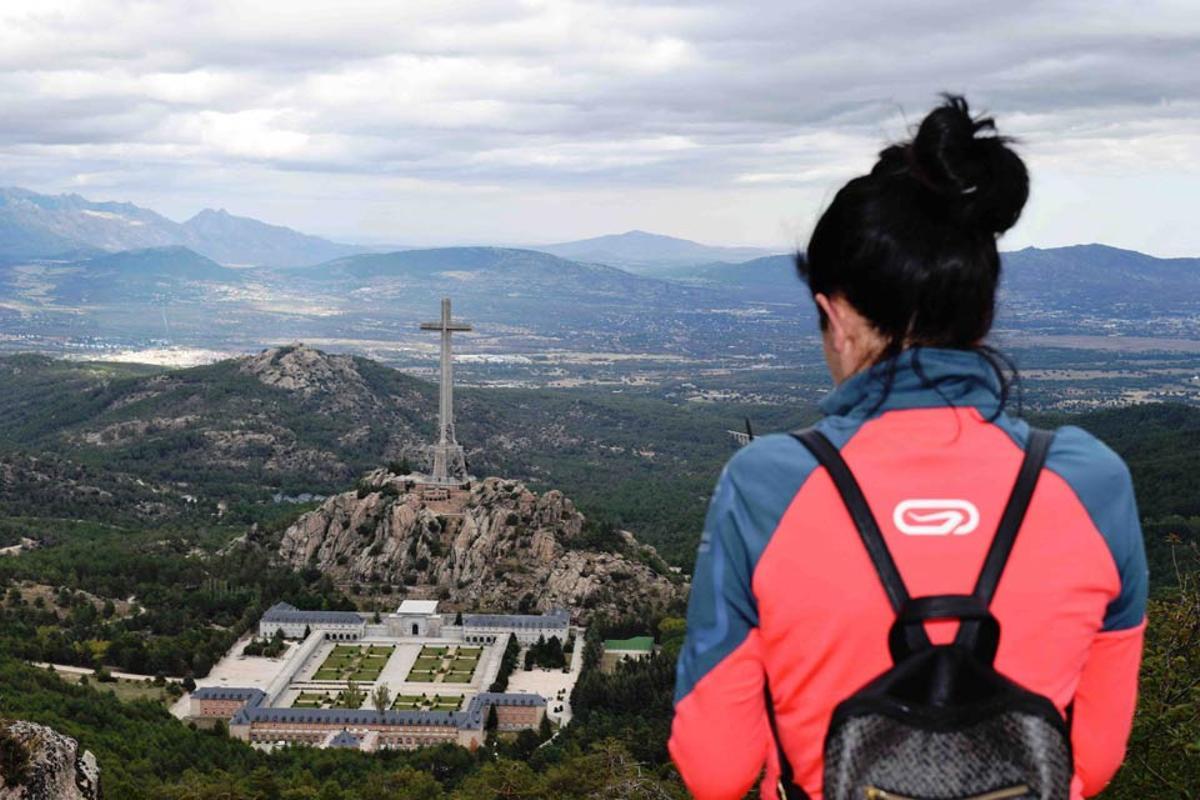 La ruta cuenta con 14 kilómetros de parajes naturales y su duración estimada es de 4 horas