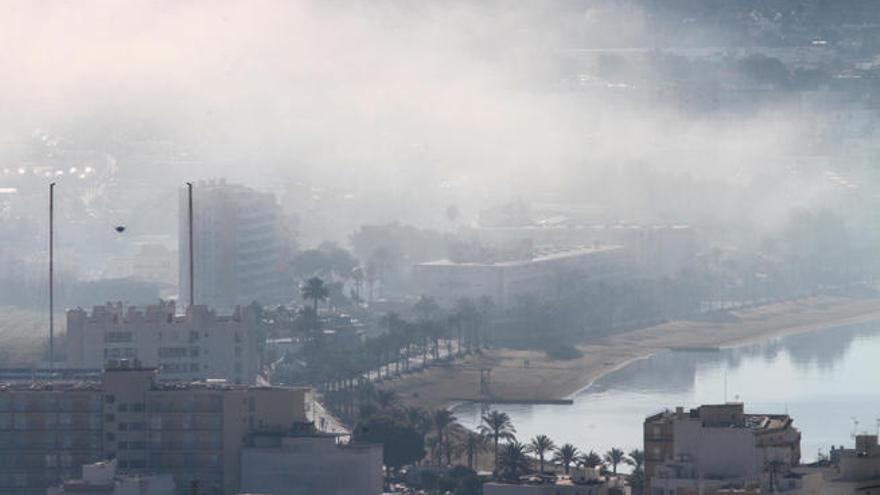 La niebla oculta parte de la isla