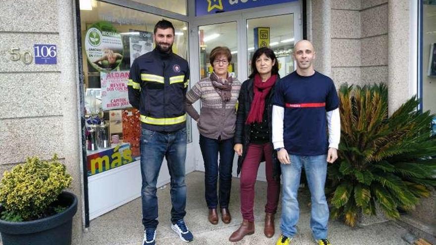 Los bomberos entregaron esta semana su ayuda a Afamo. // ABM