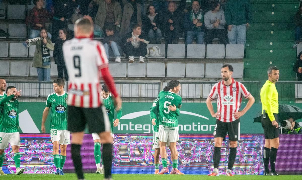 El Racing de Ferrol celebra el 1-0