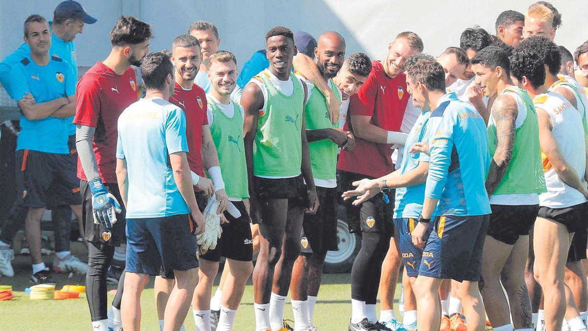 Entrenamiento del Valencia CF previo al partido ante el Betis.