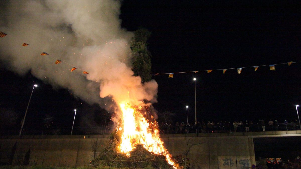 La cremà del Pi de Sant Antoni en Xàbia cumple 23 años
