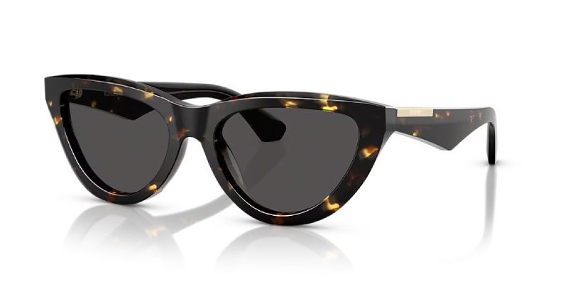 Gafas de sol de ojo de gato de Burberry en Sunglass Hut
