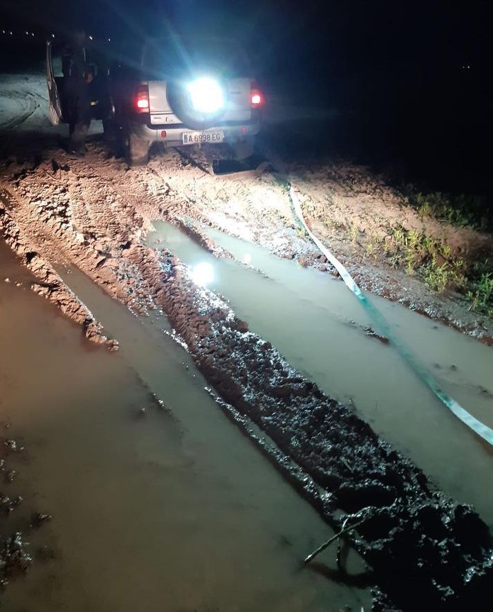 Estado del camino de la estación del AVE en Villena durante las intensas lluvias de marzo y abril.