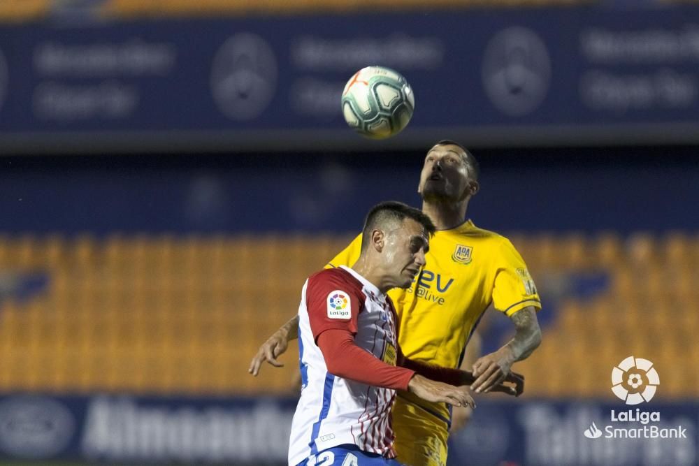 Partido de fútbol: Alcorcón-Sporting de Gijón