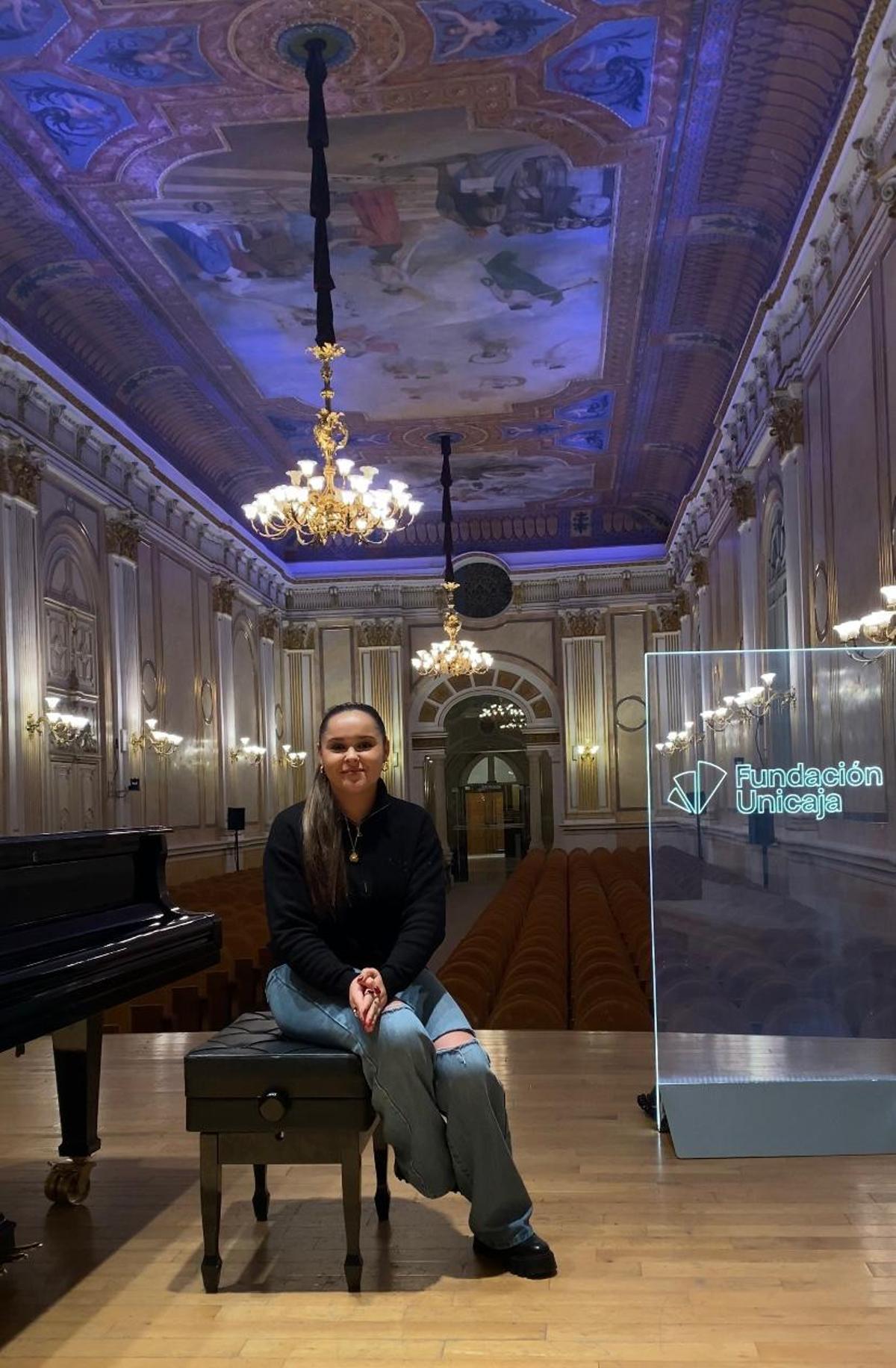 La cantante Ana Romma presenta este viernes en el Picasso su canción ‘Ojos del niño Pablo’