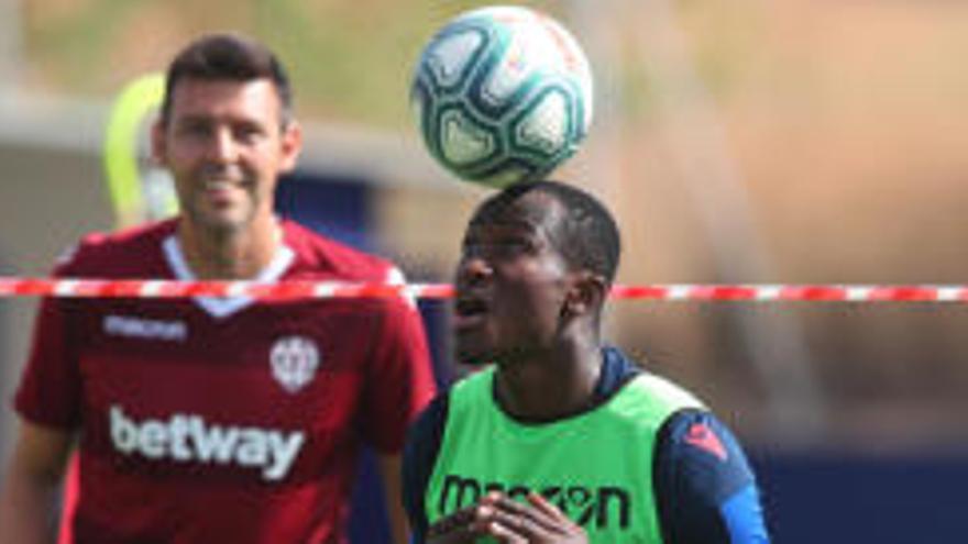 OFICIAL: Dwamena jugará en el Real Zaragoza