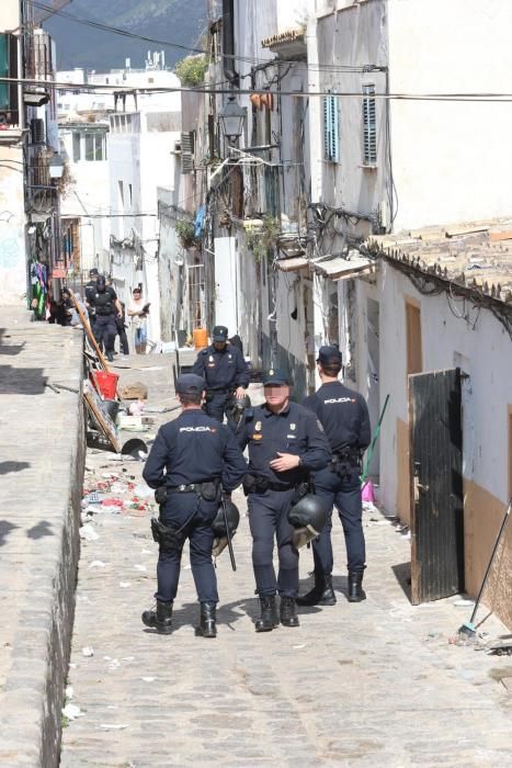 Operativo especial para el desalojo de sa Penya.