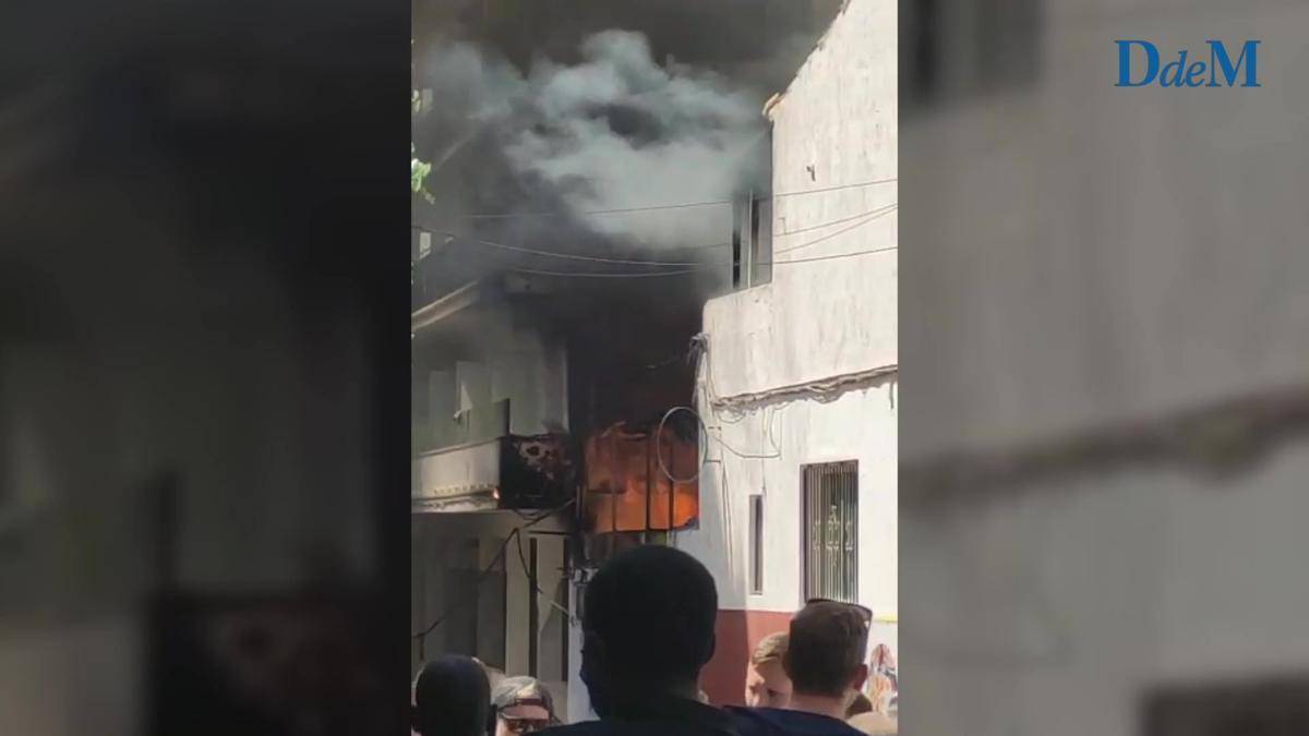 Wohl von Urlaubern ausgelöster Brand in zwei Lokalen in Arenal