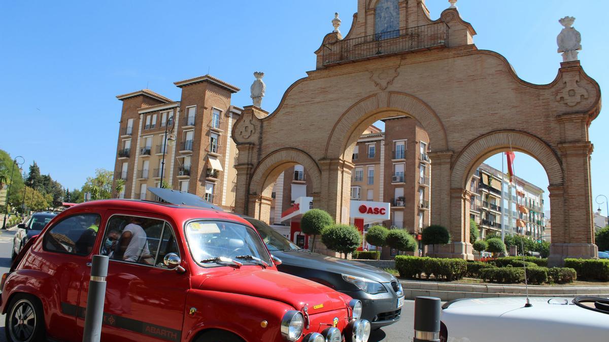 Concentración de coches clásicos en Antequera