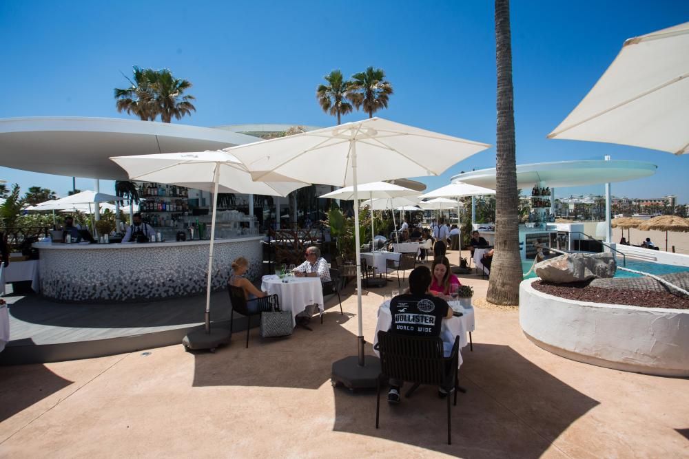 Restaurantes de la playa y Marina Beach en fase 1