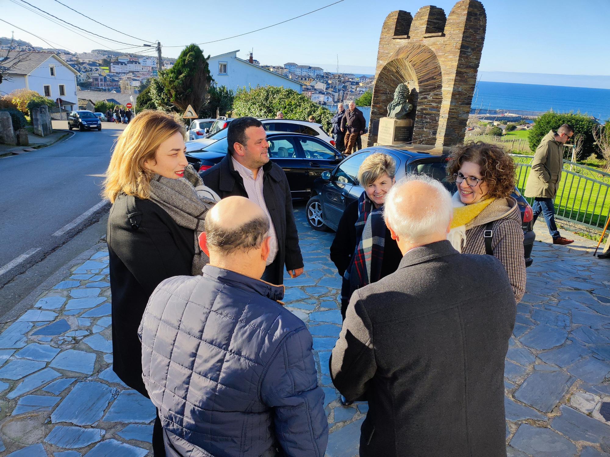 La iglesia de Santa Marina, llena para despedir a Manuel Bedia