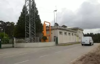 La primera ola de calor tensiona la red de suministro de agua en O Salnés