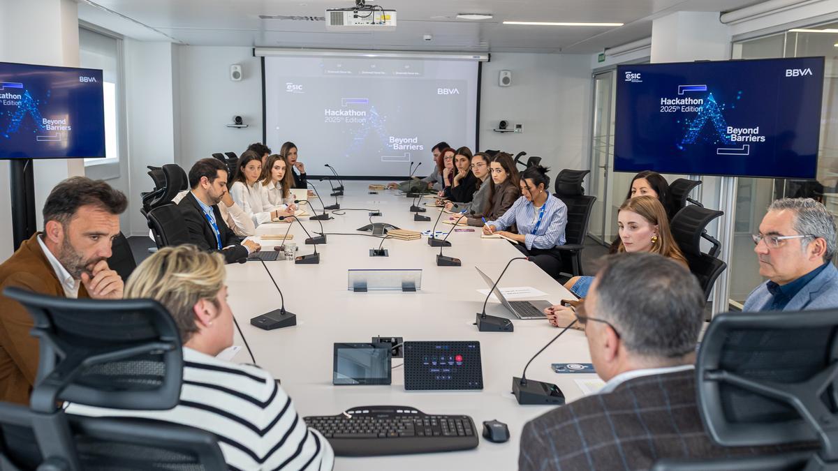 ESIC Business & Marketing School y BBVA impulsan la innovación y el talento joven desde Valencia