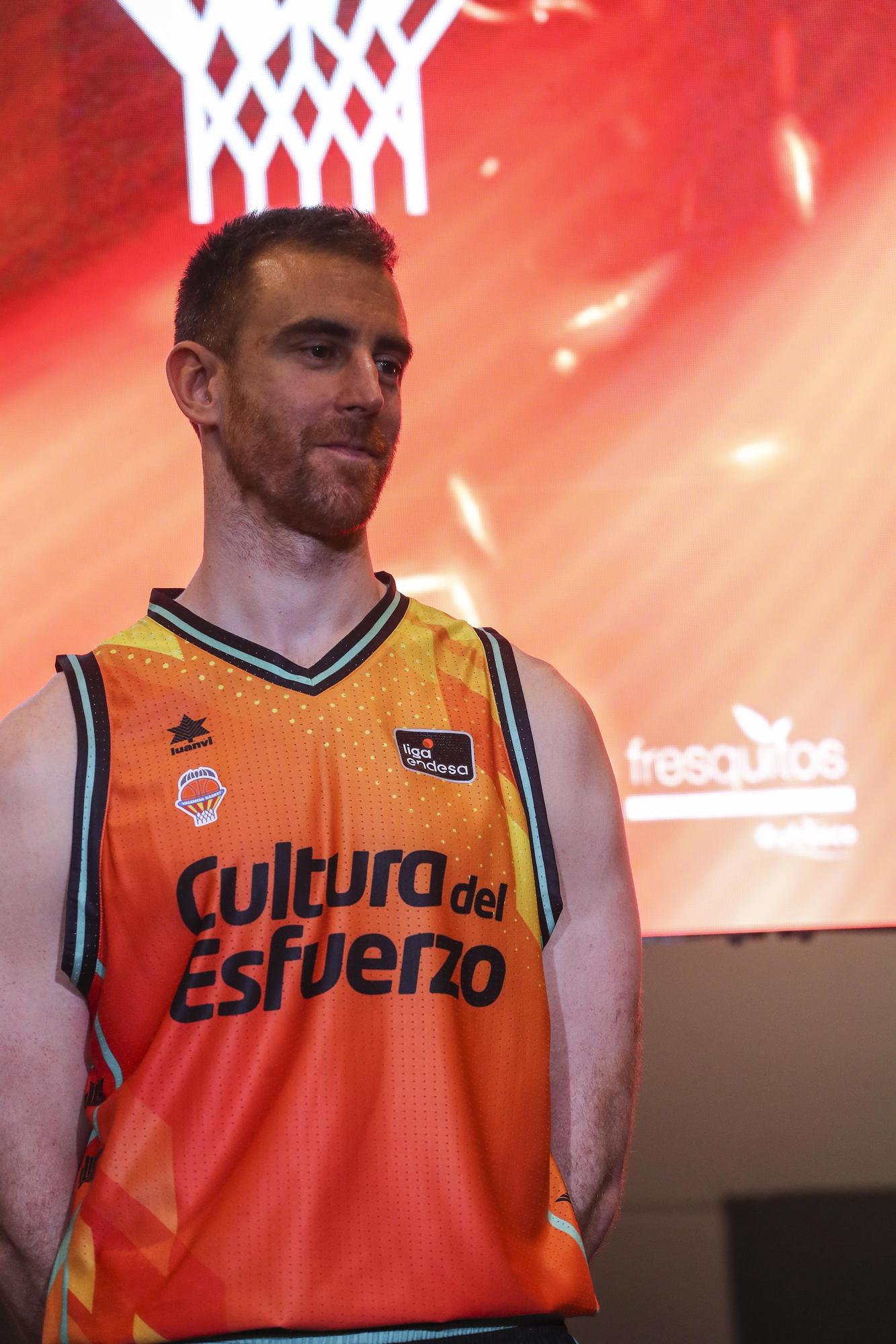 Descubre la nueva equipación del Valencia Basket