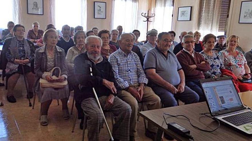 La Guardia Civil informa a los mayores saucanos sobre prevención de actos delictivos