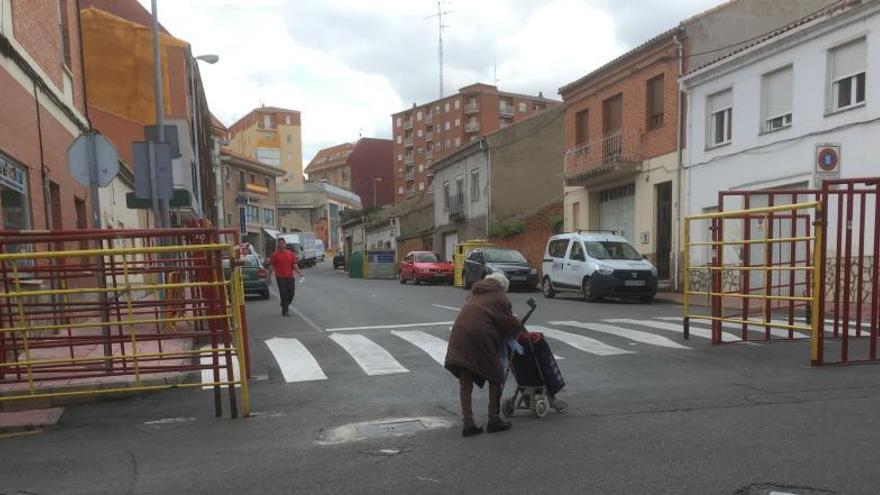 Vallado en la calle San Antón Viejo