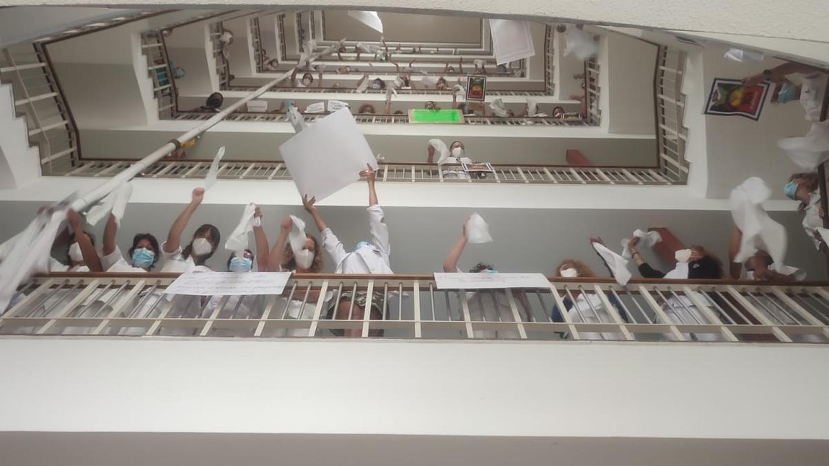 Protesta sanitaria en Cabueñes.