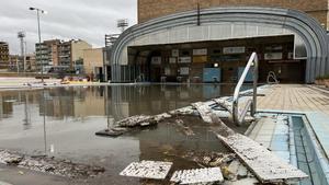 Las fuertes lluvias dejan inservible la piscina municipal de Balaguer durante al menos 10 días