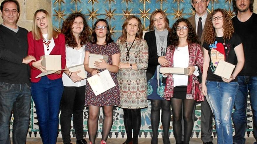 La estudiante granadina Rosa Berbel gana UCOpoética 2016