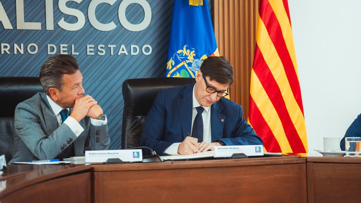 El president Salvador Illa firma un acuerdo de cooperación con el Estado de Jalisco en su viaje a México.