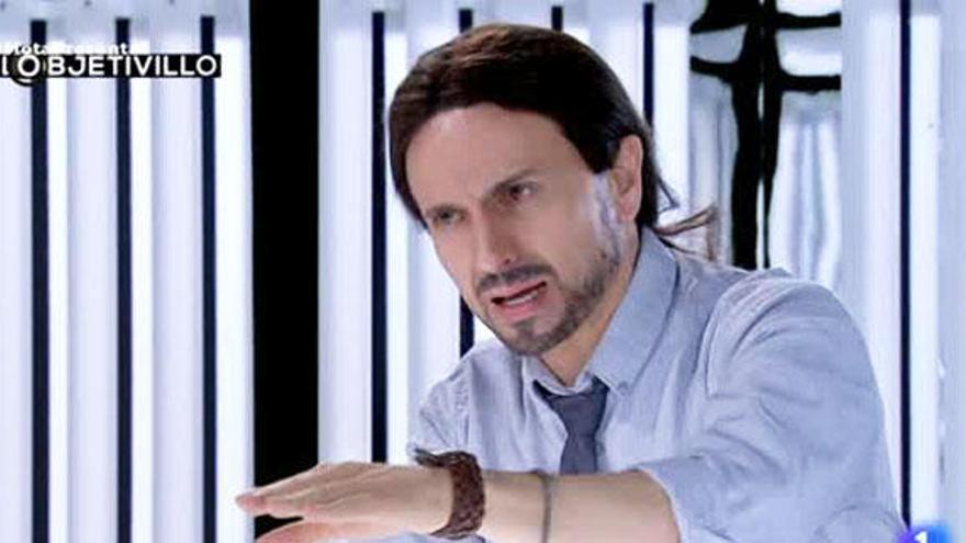 Mota imita a Pablo Iglesias.