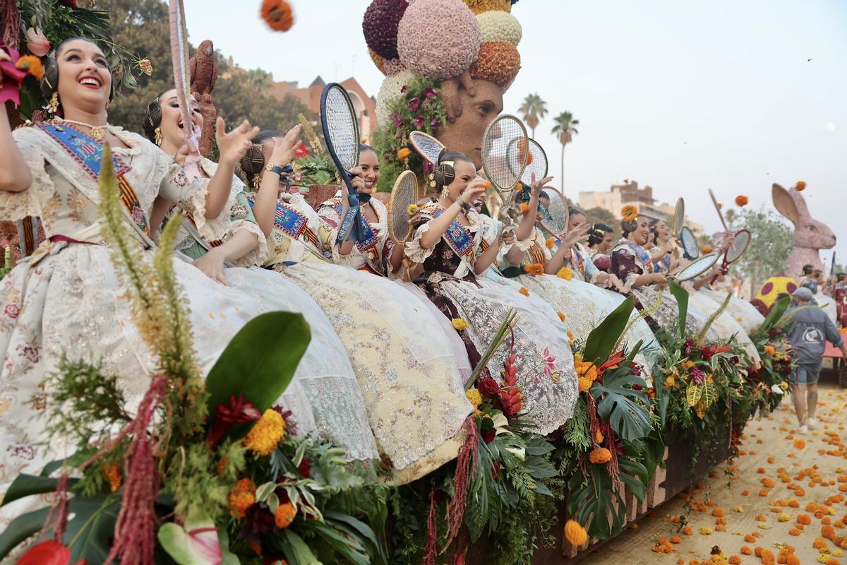 Las mil caras de Carmen Prades, Marta Mercader y las cortes de honor 2026 en la Batalla de Flores