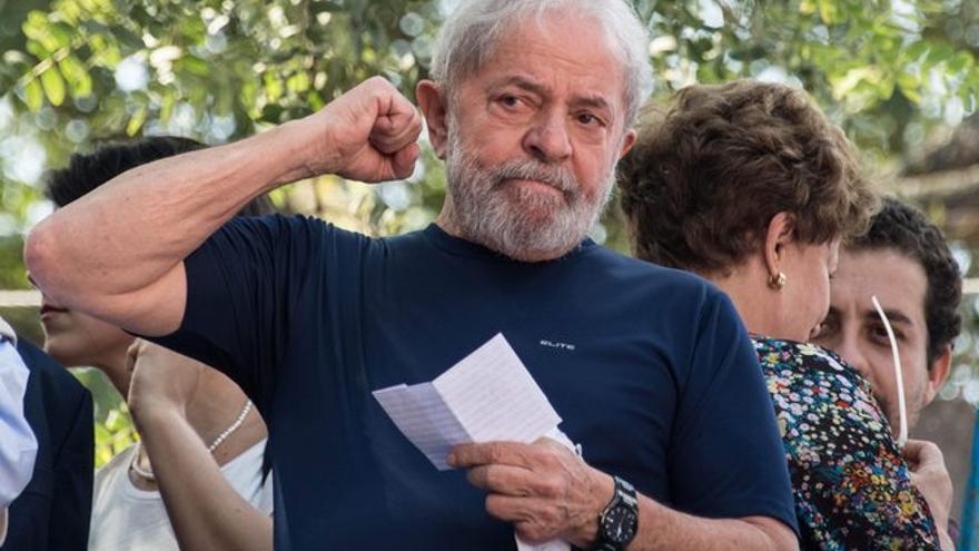 La justicia de Brasil rebaja más de tres años la condena de Lula da Silva