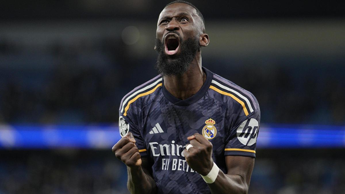 Antonio Rudiger celebrando el penalti de la victoria ante el Manchester City