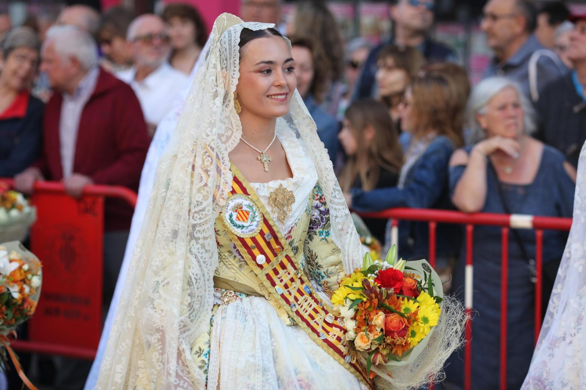 Galeria de fotos de l'ofrena de flors a Sant Pasqual en Vila-real