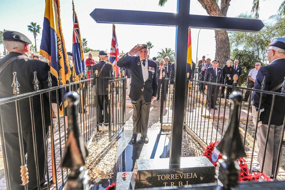 La comunidad británica de Torrevieja celebra el Po