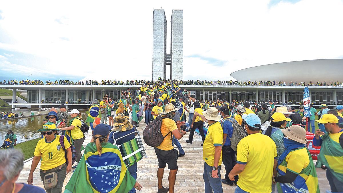 Seguidores de Jair Bolsonaro durante los ataques al Congreso.