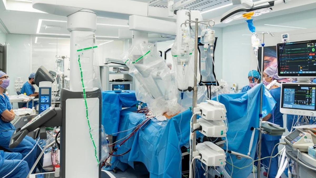 CIRUGÍA CARDÍACA | Clínica Corachan realiza la primera cirugía robótica cardíaca en la sanidad privada de España CIRUGÍA CARDÍACA | Clínica Corachan realiza la primera cirugía robótica cardíaca en la sanidad privada de España