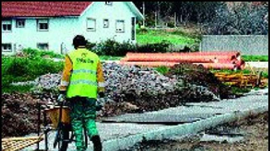 Atribuyen a una urbanización la falta de agua y luz en Carragoso de Abaixo