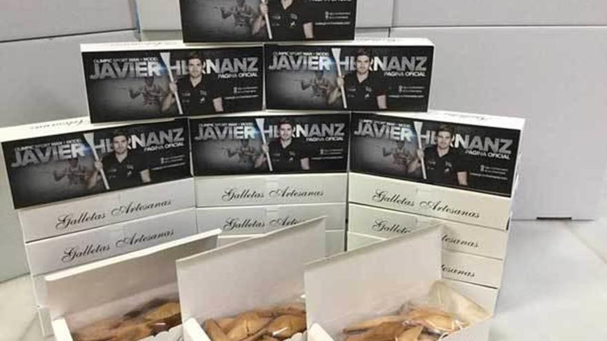 Cajas de las minipiraguas, que promociona Hernanz.