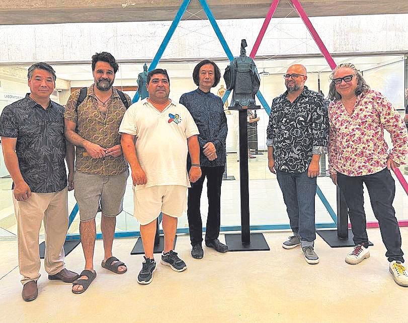 Ye Wenmin, Llorenç  Garrit, José Luis Mesas, Lin Bao Gang, Juan Oliver y Lolo Garner.
