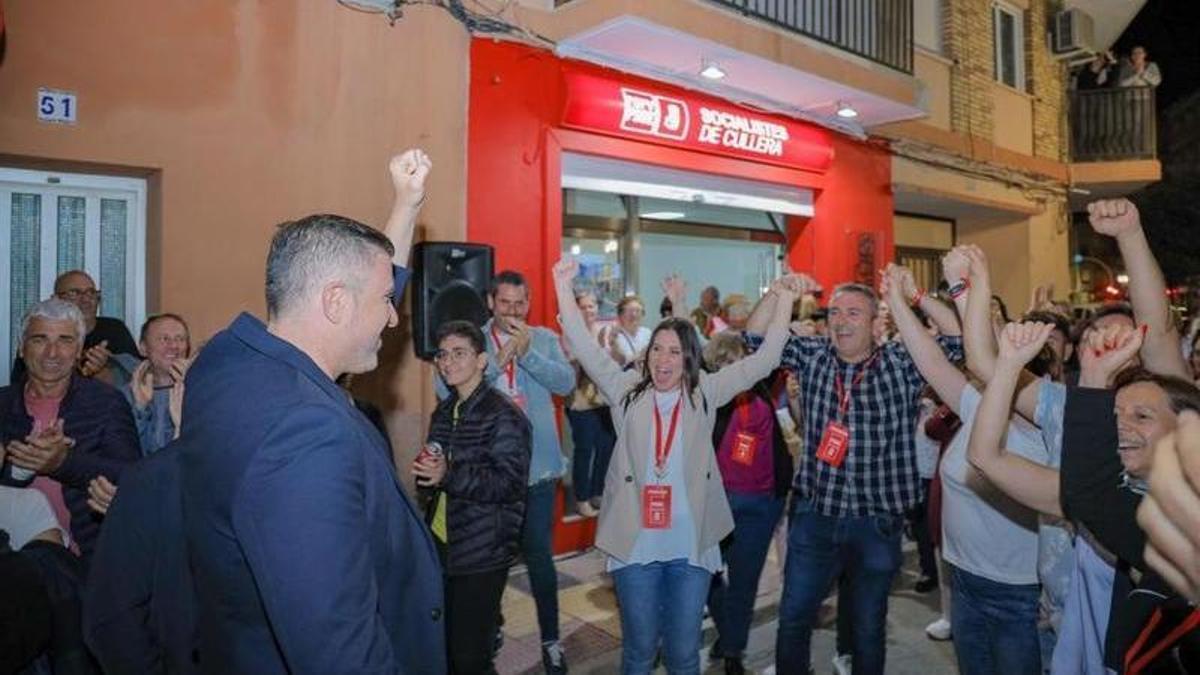 Jordi Mayor celebra la victoria el domingo por la noche.