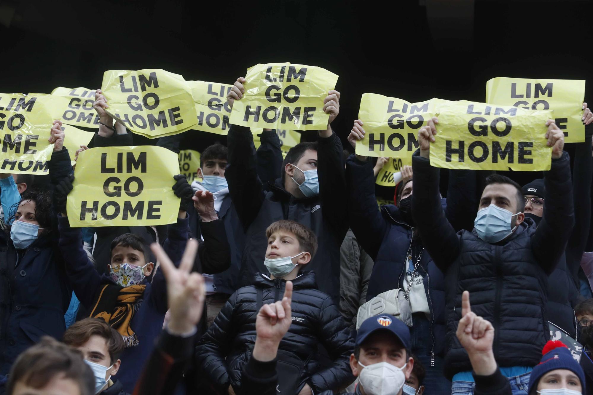 Lim Go Home: Así fueron las protestas de la afición contra Meriton