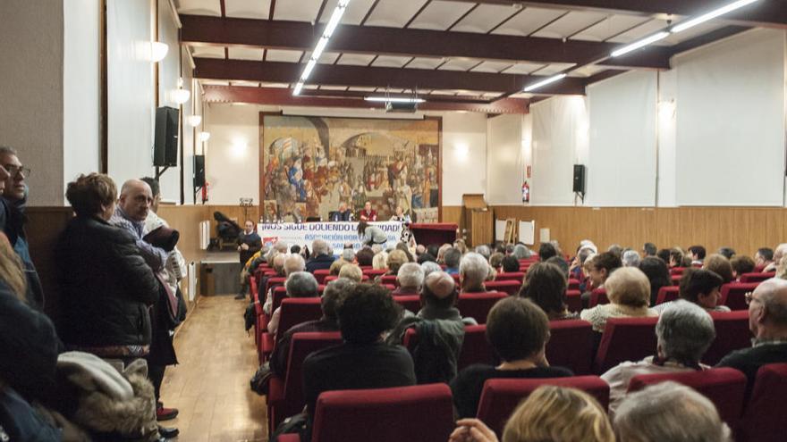 Una imagen de la asamblea púbilca convocada por el Movimiento por la Defensa de la Sanidad Pública el pasado miércoles.