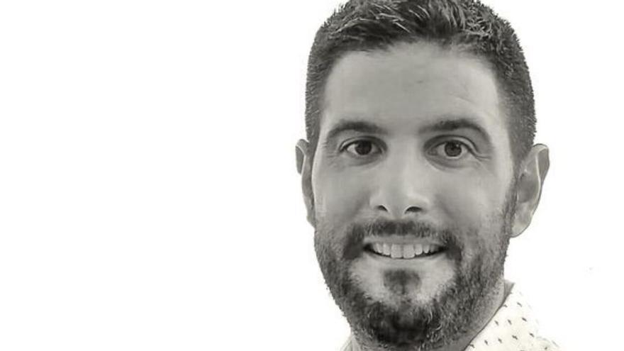 El escritor Demetrio Fernández Muñoz. | CÓRDOBA