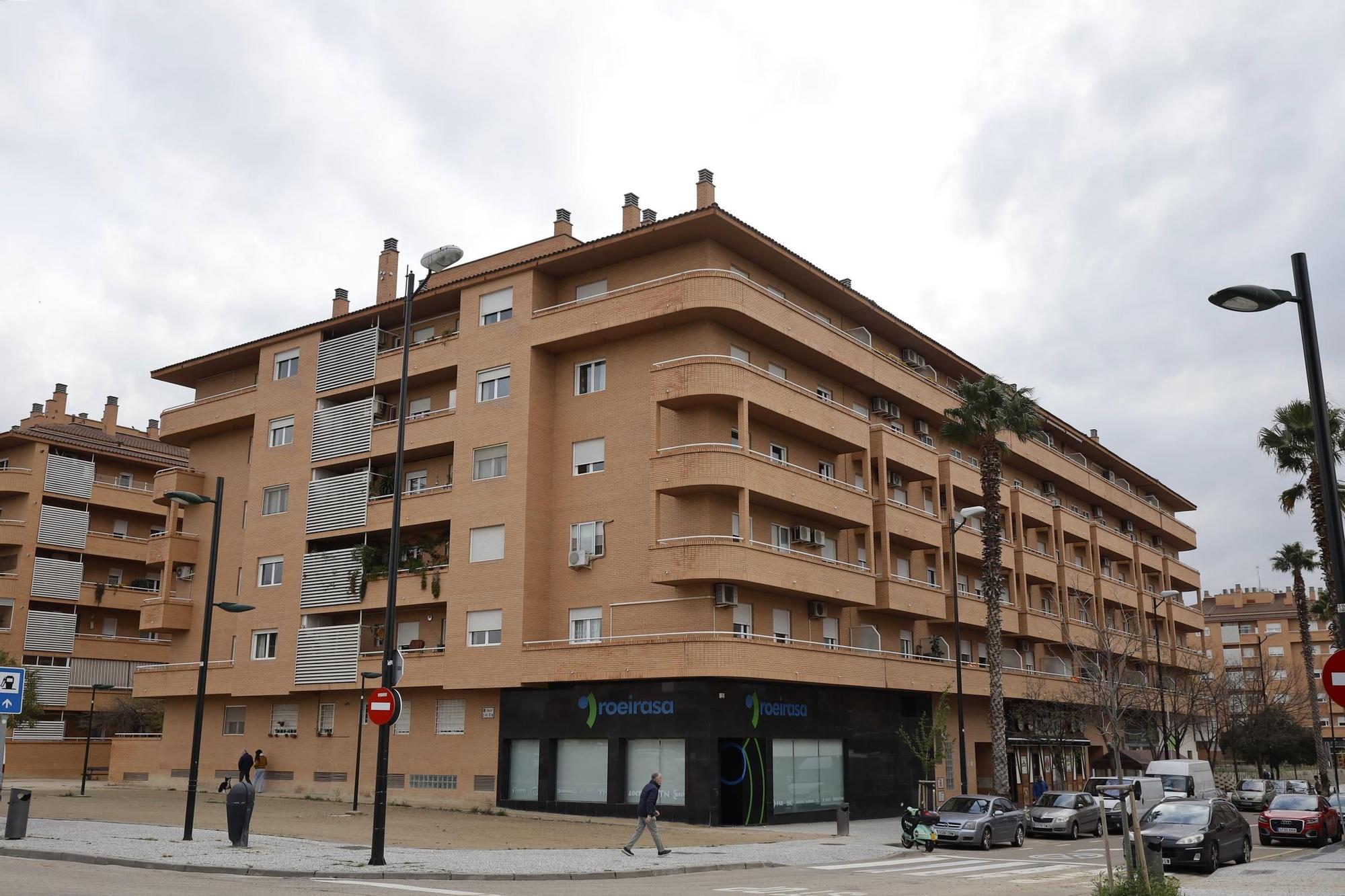 EN IMÁGENES | Así está el edificio Las Estrellas de Zaragoza 25 años después de su construcción